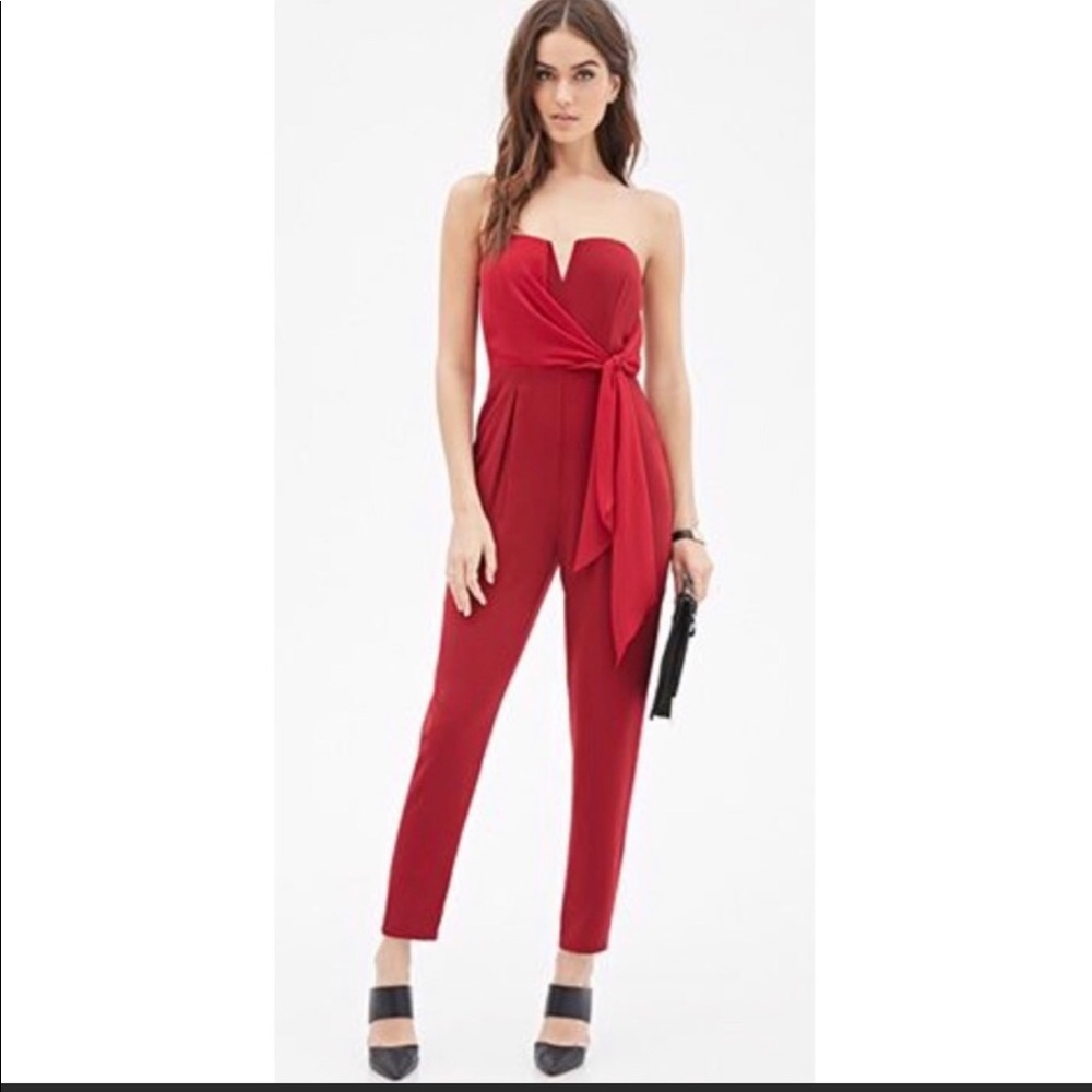FOREVER 21 STRAPLESS JUMPSUIT
